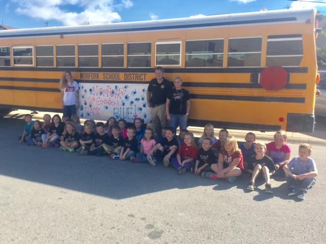 Norfork School District’s first grade class visited the Baxter County Sheriff’s Office for a tour of the facility with Sheriff Montgomery